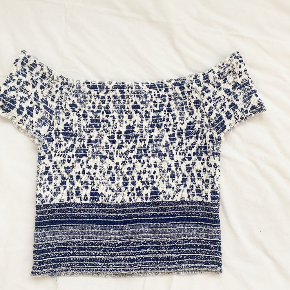 Blue shirt from Lottie Moss!